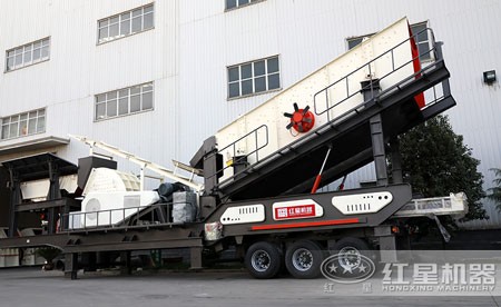 車載流動錘式破碎機(jī)多少錢？產(chǎn)量多高？